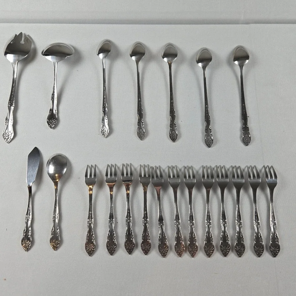 Oneida WM A Rogers Stainless Steel Flatware Lot Forks Spoons Knife Replacement